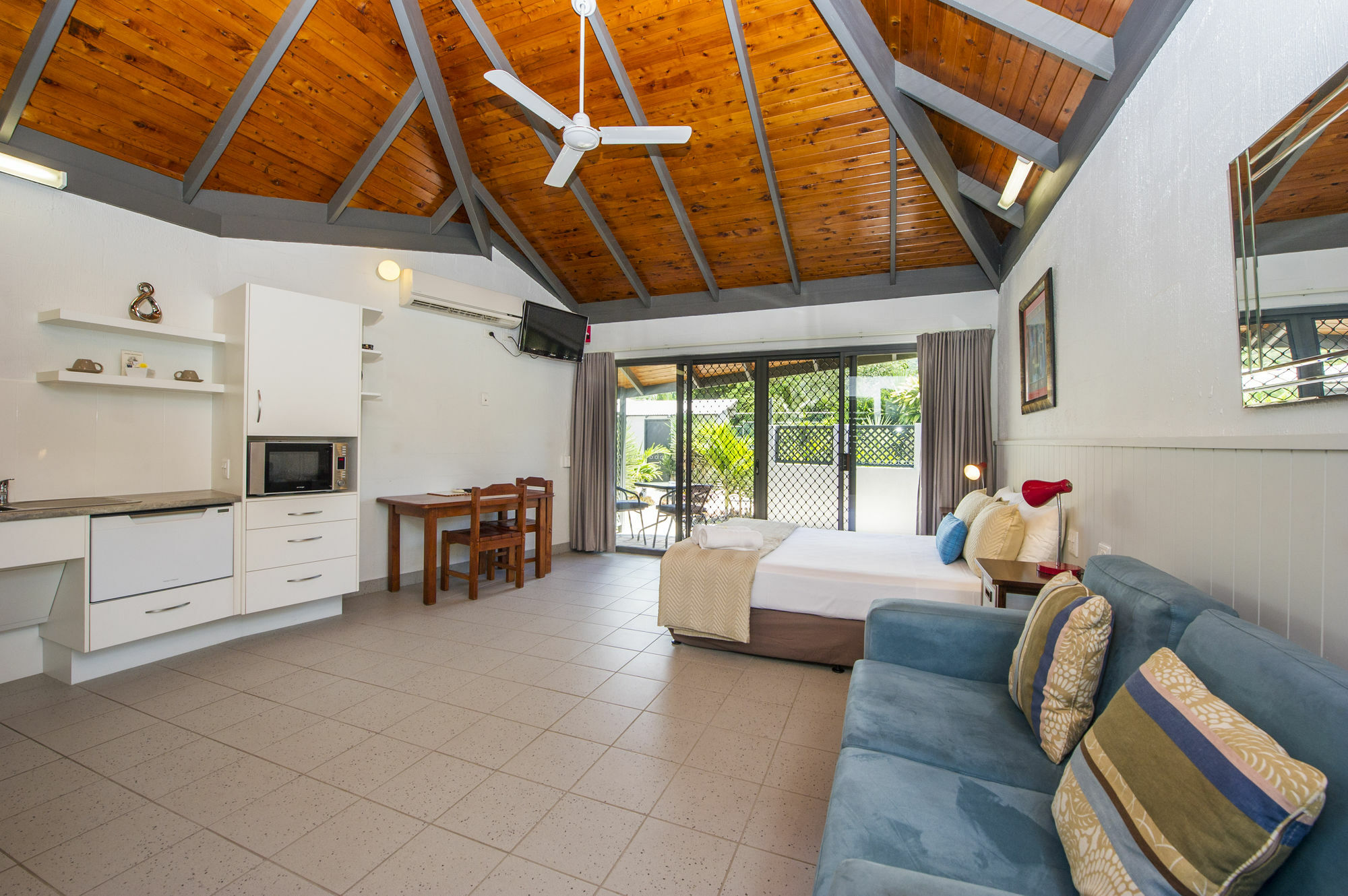 Island Leisure Resort Nelly Bay Ngoại thất bức ảnh
